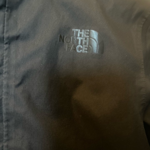 The North Face - Youth Jacket - Picture 2 of 4